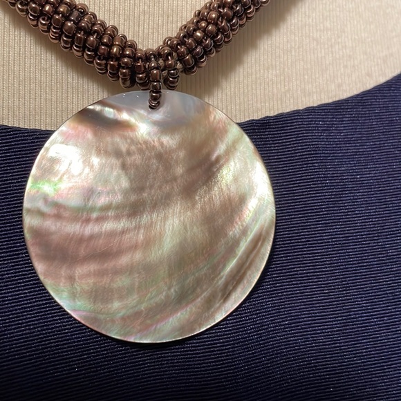 🌺🌺LIA SOPHIA Abalone Shell with Seed Beads🌺🌺NWT🌺🌺 - Picture 2 of 5